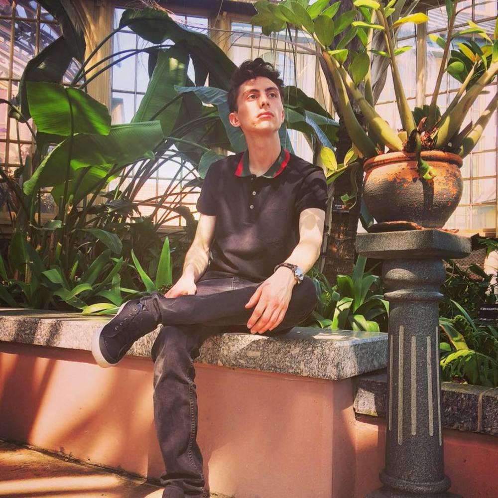 Meet your Posher, Arthur